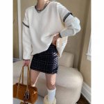 Sinan Contrast Color Split Design Hand-Stitched Round Neck Loose Knit Sweater (SN6943) One Size