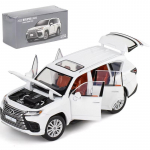 1/32 Lexus LX600 Maastur Sportauto M&auml;nguasi 1:32 JKM Valatud Miniatuurmudel Valgustatav S&otilde;iduk Vabad Rattad Kogumine Kingitus Poisile Lastele valge