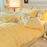 Premium Talvine J&auml;nese Karusnaha Pl&uuml;&uuml;sist Neljaosaline Komplekt: Paksustatud korallfliisist ja piimasametist tekikott koos kunstkarusnahast kolmeosalise voodilinade komplektiga. Random 1.2m Bed Sheet Set, 150*200cm Duvet Cover