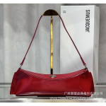 Jacquemus Prantsuse L&auml;ikiv &Otilde;lakott Naiste Moodne Mitmek&uuml;lgne Kaenla Nahast Padi Size: 35cmx10cmx4cm Non refundable punane