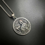 Kvaliteetne Viking Warrior Ax Shield Titaanist terasest ripats meestele roostevabast terasest kaelakee h&otilde;bedane Hip Hop t&auml;nava ehted