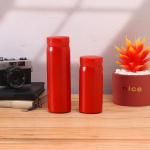 Lihtne roostevabast terasest minikruus v&auml;litingimustes, kaasaskantav v&auml;ikese mahutavusega taskutopsid Armsad &uuml;li&otilde;pilaste kinketopsid 200ml punane