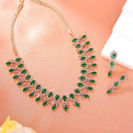 V&otilde;luv Estele kaelakee komplekt roosa kulla kattega, CZ ja roheliste kividega naistele