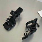 Madalad, &otilde;hukesed kontsad, sussid, naiste n&auml;puotsaga kitsas riba, lahtise varbaga Gladiaator sandaalid, suvised rannakingad naistele pl&auml;tud 35 valge