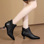 Fashion Point Toe Saapad naistele Nikerdatud Lilled Kontsad Saapad T&otilde;mblukk Western Designer Lady Heel Saapad Retro Mugavad Pump Botas Mujer 35 must