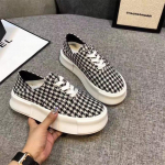 FASHION SHOES Meeste hingavad sporditossud Sportlikud jooksujalatsid naiste v&auml;litennise j&otilde;usaali treener 35 valge