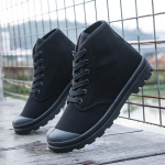 Meeste 2024 k&otilde;rge s&auml;&auml;rega Martini saapad: V&auml;litingimustes m&auml;gironimiseks l&otilde;uendist kingad 43 must