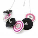 NOA [J2218] &ndash; disainerkaelakee 'Amandine' roosa must Heleroosa