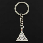 Moodne 30 mm v&otilde;tmehoidja metallist v&otilde;tmehoidja v&otilde;tmehoidja ehted antiikne pronks h&otilde;bedase v&auml;rviga kaetud amulett keldi s&otilde;lm 28x24 mm ripats h&otilde;be