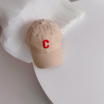 S&uuml;gisem&uuml;tsid lastele m&otilde;eldud Korea kirjatikandiga poiste ja t&uuml;drukute pesapallim&uuml;tsid reisim&uuml;tsid, p&auml;ikesevari, tippudega m&uuml;tsid khaki