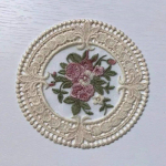 &Uuml;mmargune tikitud stiilis alusmatt kuumakindlad kausid kohvitassid aluste s&ouml;&ouml;gilaua jaoks Libisemisvastane teetassi padjad lauakaunistus