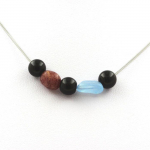 Pierres et Min&eacute;raux. Collier perles Agate noire 8 mm + Rubis du Br&eacute;sil + Aigue-Marine du Chaine en acier inoxydable.