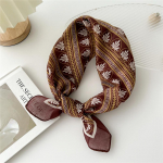 Puuvillane ja linane v&auml;ike kandiline sall siidist sall Naiste kevadine ja s&uuml;gisene uus stiil Kunstiline ja mitmek&uuml;lgne moodne temperamendiga peav&otilde;ru sall 55*55cm