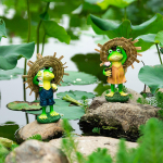 2Pcs Frog Couple Garden Statues Resin Figurines Outside Desktop Animal Sculpture wearing Sun Hat