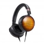 Juhtmega k&otilde;rvaklapid puidust, &uuml;hilduvad heliallikatega Audio-Technica ATH-WP900, suletud korpus, Hi-Res