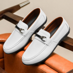 2025 Suur suurus Meeste Kingad Trendikad Briti Loaferid Madala l&otilde;ikega vabaaja nahast kingad Meeste mugavad korterid Zapatos Homme 39 valge