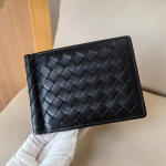 Ehtne nahast k&auml;sitsi kootud rahakott meestele naistele Kompaktne kaheks murdev kaardihoidja sularaha- ja ID-kaardi sahtliga Sheepskin Black - Gift Boxed gray