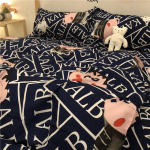 Voodipesu pestud puuvill Neljaosaline Nordic Simple tekklina, kaheinimesevoodiga magamistoa komplekt 1.5m