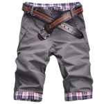 Suvine rannas vabaaja meeste ruuduline lapikujuline mansett l&uuml;hikesed p&uuml;ksid, viiendad p&uuml;ksid, p&uuml;ksid L