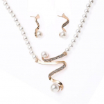 Rhinestone Faux Pearl helmestega kaelakee k&otilde;rvar&otilde;ngad pruudi pulma ehete komplekt