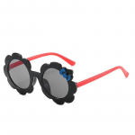 Uued p&auml;ikeseprillid Lille multifilmid Laste p&auml;ikeseprillid Armsad Bowknot Baby Prillid Piiri&uuml;lesed laste p&auml;ikeseprillid children roosa punane v&auml;rv