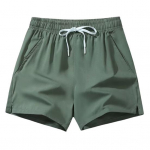 Meeste suvised l&uuml;hikesed p&uuml;ksid elastse v&ouml;&ouml;kohaga, reguleeritava n&ouml;&ouml;riga, taskutega spordip&uuml;ksid, &uuml;hev&auml;rvilised laia s&auml;&auml;rega l&uuml;hikesed p&uuml;ksid L