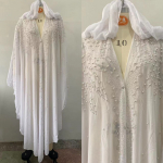 Pikk kapuutsiga keepkleit kuumliimitud strasskivide ja helmestega, moslemi abaya, elegantne, stiilne naister&otilde;ivas One Size