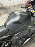 T&otilde;mbepadi paagikomplekt &uuml;hilduv Ninja ZX4R ZX4RR-iga (2023-2025) Paagi kaitse (Must) must