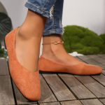 Moodsad suuremad suurused 36-43 Naiste korterid Slip-on korterid Kommiv&auml;rvi Naiste paadikingad Mustad mokassiinid Kunstnahast seemisnahast Daamide baleriinad 36 oranž