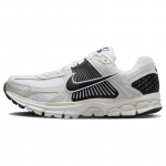 Nike Zoom Vomero 5 Valged Mustad Vabaajajalatsid FB9149-101 41 valge