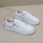 Valged naiste kingad Uued kevadised &otilde;pilaste mitmek&uuml;lgsed vabaajajalatsid Trendikad kingad Paksu p&otilde;hjaga moes tossud 40