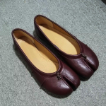 2026 Eraldatud varbad Naiste Baleriinad Moodsad Tabi Kingad Vabaaja Slip-on Loaferid Daamide Volditud Nahast Espadrillid Zapatillas Mujer 40 veinipunane v&auml;rv