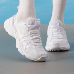 Nike naiste V2K RUN tossud US 5.5