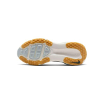 Nike Vomero 18 Spruce Aura Meeste tossud White Jade-Horizon Light-Silver HM6803-020 43 white