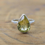 Sidrunkvartsist s&otilde;rmus, k&auml;sitsi valmistatud s&otilde;rmus, kalliskivist s&otilde;rmus, pirni s&otilde;rmus, tahke s&otilde;rmus, s&otilde;rmus, r&otilde;ngasr&otilde;ngas, s&uuml;nnip&auml;evakingitus 6