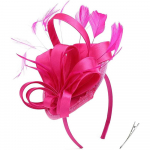 Naiste v&otilde;luvad tee&otilde;htum&uuml;ts Peapael Derby Wedding Church Pruudikokteil Suled Juukseklamber