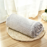 Talvine koera voodi Lemmiklooma tekk Lemmiklooma magamismatt Soe kassi koera voodi kate Lemmiklooma diivanipadi Madrats v&auml;ikestele koertele Chihuahua buldog S 60x40cm