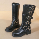 Naiste pikad saapad, aga p&otilde;lvek&otilde;rgused l&auml;&auml;ne kauboisaapad, paksu kontsaga retro r&uuml;&uuml;tlisaapad, poleeritud punk mootorrattasaapad 35