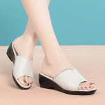 Naiste Sussid Sandaalid Ehtsast nahast Suvised avatud ninaga naiste kingad Sussid Suures suuruses ema kiil Naiste liugused 41