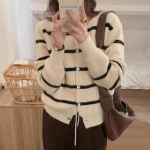 Kardigan 2023 s&uuml;gis/talvine triibuline kootud kardigan naiste disain Sense Soft Glutinous Arctic Velvet Academy kampsun naiste mantel One Size must