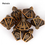 7 tk kollane leekmetallist t&auml;ring, &otilde;&otilde;nes metallist mitmetahuline t&auml;ringukomplekt, mis sobib rollim&auml;nguks RPG lauam&auml;ngu kaardim&auml;nguks mitmev&auml;rviline