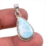 Natural Republic Larimar Kivist K&auml;sit&ouml;&ouml;na Valmistatud 925 Prooviga Tahkest H&otilde;bedast Ripats 1,50 P8Z63 white