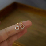 S925 S925 Sterling h&otilde;bedane kullatud teemantk&otilde;rvar&otilde;ngad naistele V&auml;ikesed ringikujulised k&otilde;rvar&otilde;ngad rafineeritud ja lihtsa disainiga k&otilde;rvar&otilde;ngad 925