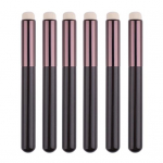 6 tk &uuml;mmargune pehmete harjastega huuleplekipintsel Plastikust varrastega lauv&auml;rvipintsel peitepulga pintsel Kunstkiust kaasaskantav peitepintsel 6pcs