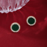 Retro &scaron;ikid musta &otilde;litilga k&otilde;rvar&otilde;ngad &ndash; &uuml;mmargused, h&otilde;bedase n&otilde;elaga k&otilde;rgklassi prantsuse mood must