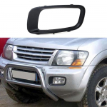 Vasakpoolne udutule lambikate raam Mitsubishi Pajero Montero 00-03 jaoks