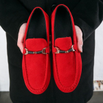 Suede Loafers Meeste Slip-On Pehmed Mokassiinid Hingavad Tasased S&otilde;idujalatsid Meeste Nahast Vabaaja Jalan&otilde;ud K&auml;sit&ouml;&ouml; 43 punane