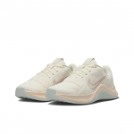 Nike Wmns MC Trainer 2 'Pale Ivory Guava Ice' DM0824-104 EU 36.5 elevandiluuvalge/h&otilde;be