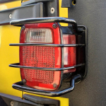 Auto v&auml;lislisad Tagatulede kaitsja Tagatulede kate Jeep Wrangler TJ YJ 1997-2006 jaoks must