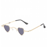 Vintage Rock Punk p&auml;ikeseprillid Klassikalised v&auml;ikese raamiga Love p&auml;ikeseprillid Naiste metallraamiga prillid